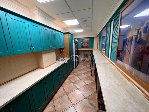 комерційна за адресою Казарменна вул. (Григорія Андрющенка), 4