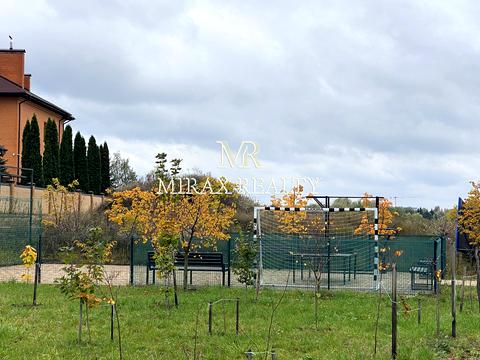 будинок за адресою Центральна вул.