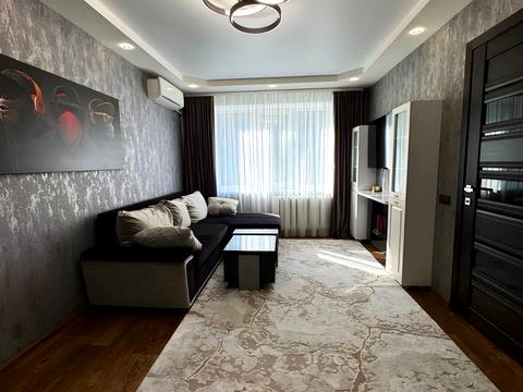 квартира по адресу Любарского ул., 84-А