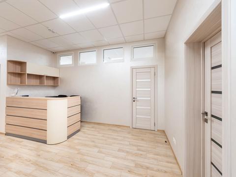 комерційна за адресою Перемишльська вул. (Червонопільська), 2-Г