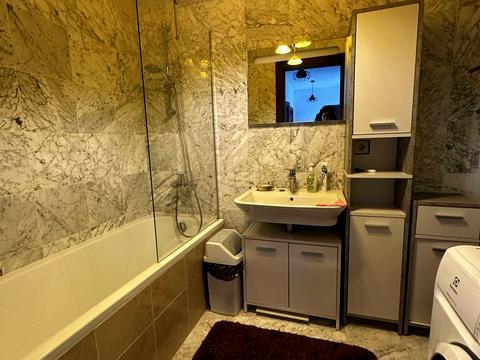 квартира по адресу пр.В.Чорновола, 16