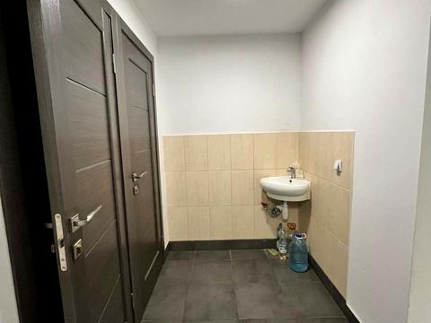 комерційна за адресою Зелена вул., 204