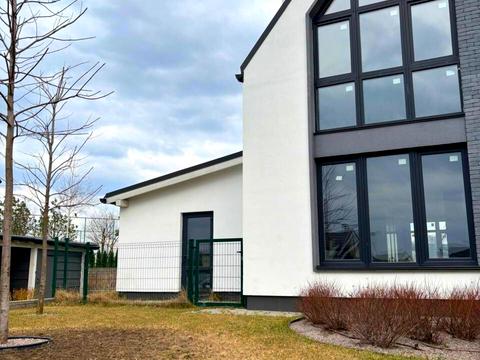будинок за адресою Острозького, 27