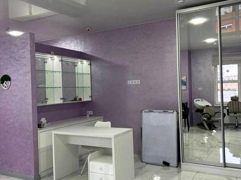 комерційна за адресою Проскурівського підпілля вул., 63