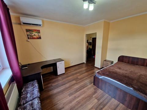 квартира за адресою Сім'ї Кульженків вул. (Петра Дегтяренка), 35