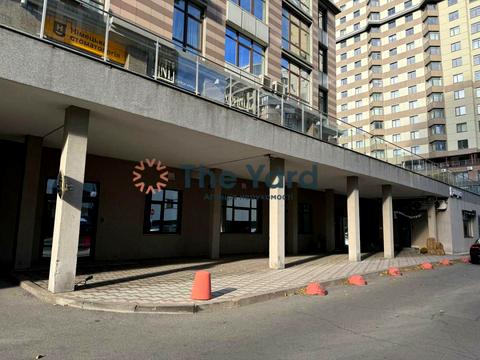 комерційна за адресою Андрія Верхогляда вул. (Михайла Драгомирова), 16-Б