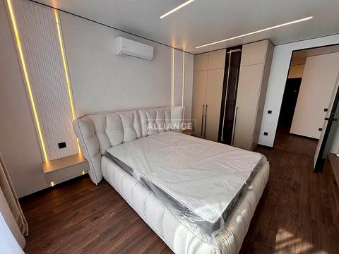 квартира по адресу Крайковского ул., 4