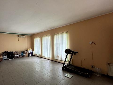 комерційна за адресою Глиняна вул., 40Б