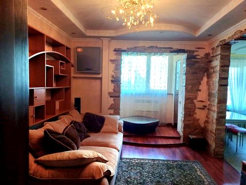 квартира за адресою Анни Ахматової вул., 37