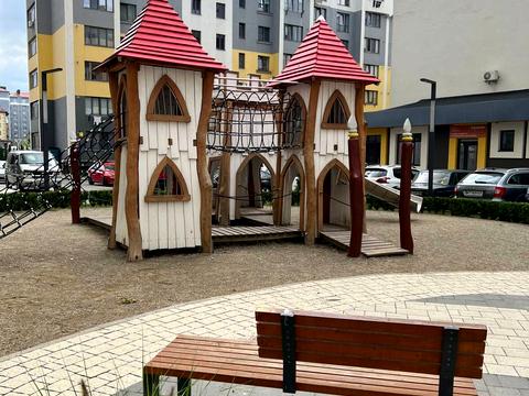 квартира за адресою Олександра Довженка вул., 61