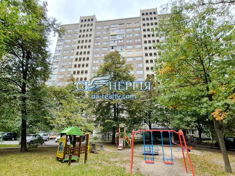 квартира за адресою Квітневий пров., 8