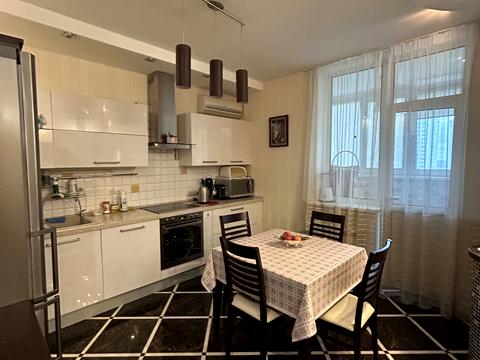 квартира по адресу Киев, Бориса Гмыри ул., 4
