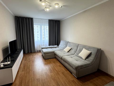 квартира за адресою Софії Русової вул., 7-А