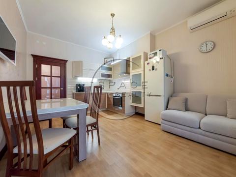 квартира за адресою Андрія Верхогляда вул. (Михайла Драгомирова), 1-20