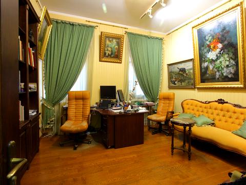 комерційна за адресою Кудрявська вул., 8-А