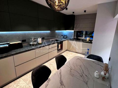 будинок за адресою Захисна