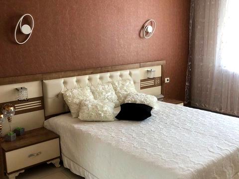 квартира за адресою Дніпровська набережна вул., 14