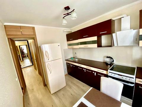 квартира за адресою Архітектора Старова вул., 10