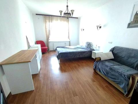 квартира за адресою Софії Русової вул., 7-А