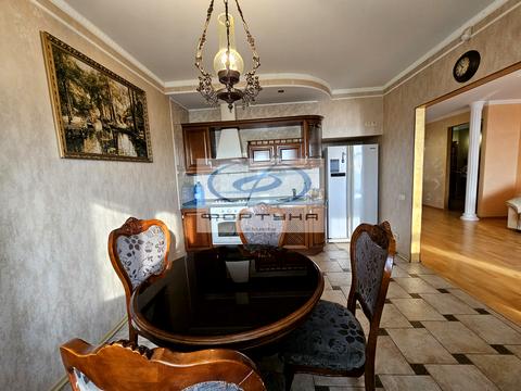 квартира за адресою Святотроїцька вул., 94