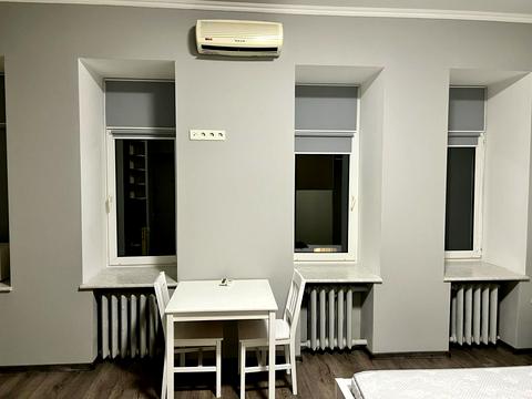 квартира за адресою Євгена Чикаленка вул. (Пушкінська), 12в