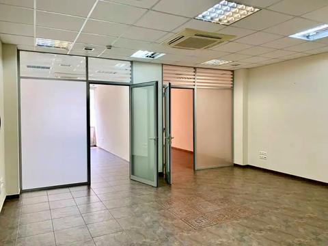 комерційна за адресою Мечникова вул., 10-Б