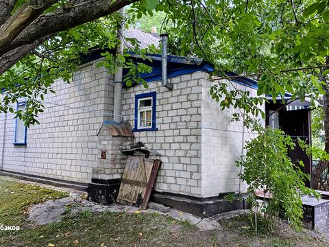 будинок за адресою с. Плужники, Гордієнка