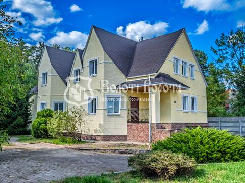 будинок за адресою Жовтнева, 8а