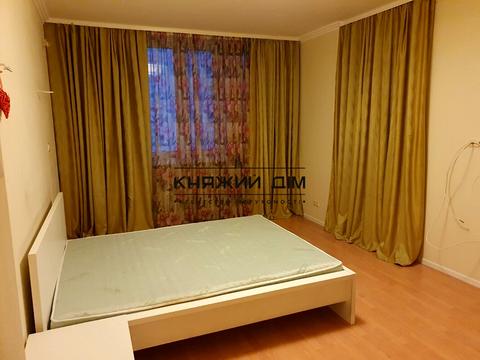 квартира за адресою Київ, Срібнокільська вул., 1