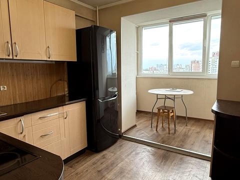 квартира за адресою Академіка Заболотного вул., 126/1