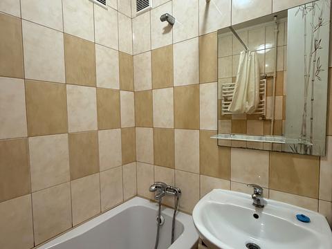 квартира за адресою Круп'ярська вул., 12