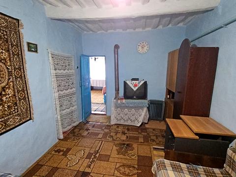 будинок за адресою с. Плужники, Червоноармійська