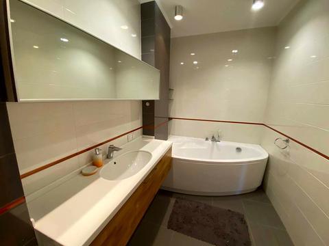 квартира за адресою Авіаконструктора Ігоря Сікорського вул. (Танкова), 1-А