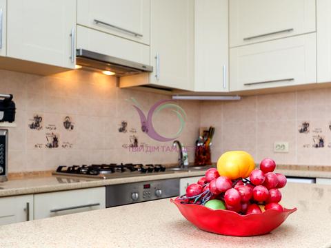 квартира за адресою Івана Миколайчука вул., 6а