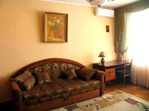 квартира за адресою Володимира Івасюка просп. (Героїв Сталінграду), 38