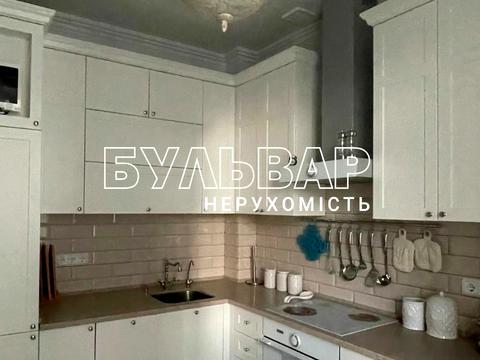 квартира по адресу Гвардейцев-Широнинцев ул., 33