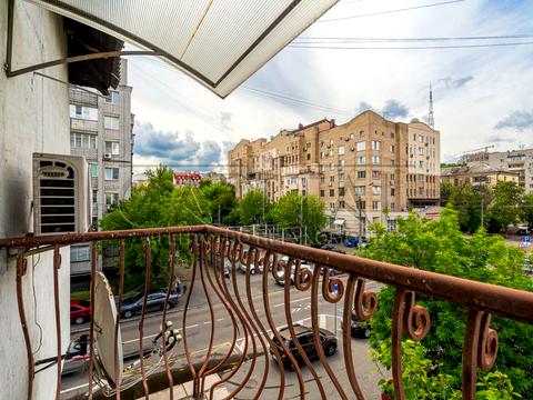 коммерческая по адресу Оболонская ул., 21
