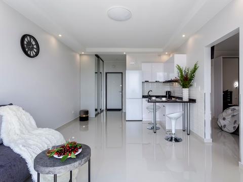 квартира за адресою Зарічна вул., 6