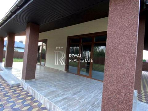 будинок за адресою Черняхівського вул.