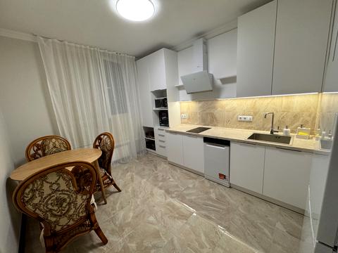 квартира за адресою Олеся Бердника вул., 1-В