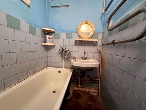 квартира за адресою Тролейбусна вул., 15