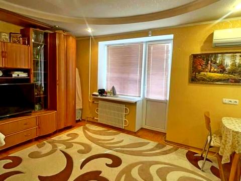 квартира за адресою Миколи Бажана вул. (Кривомазова), 10