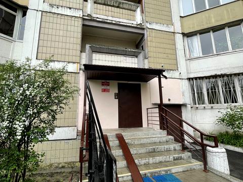 квартира за адресою Драгоманова вул., 23