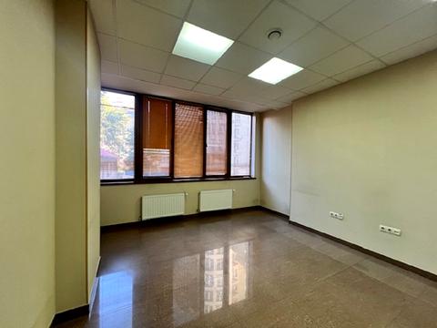 комерційна за адресою Французький бульв., 9