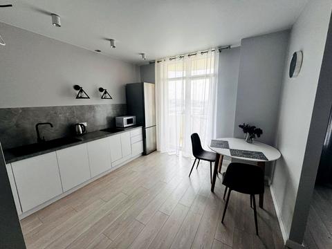 квартира за адресою Роксолани вул., 16