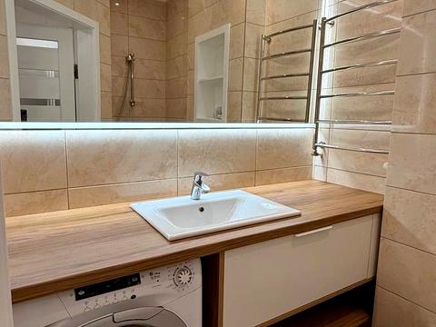 квартира за адресою Вишнева вул., 28