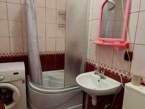 квартира за адресою Козацька вул., 60