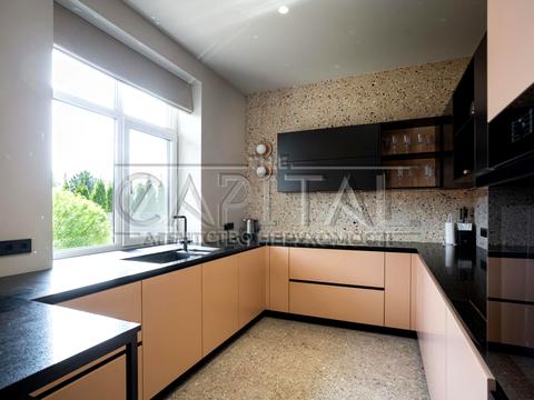 дом по адресу Золочівська