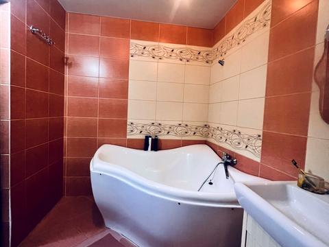 дом по адресу Руслана Слободянюка ул. (Валентини Терешкової)