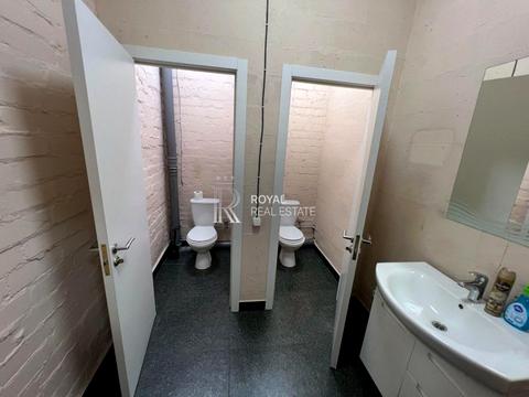 комерційна за адресою Залізничне шосе, 2а